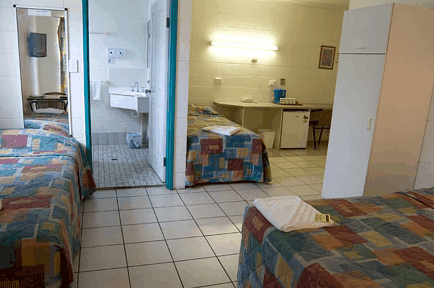 Barrier Reef Motel - Accommodation Ballina 1