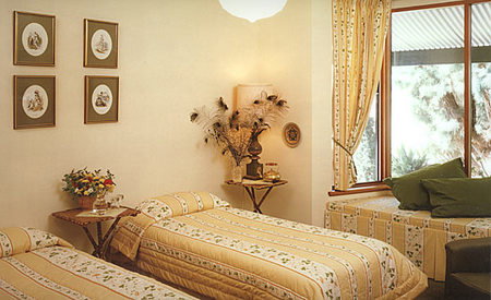 The Lodge Country House - Accommodation Ballina 1
