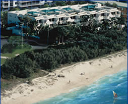 Camargue Beachfront Apartments - Accommodation Ballina 5