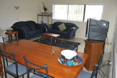 Maroochy Sands Holiday Units - Accommodation Ballina 2