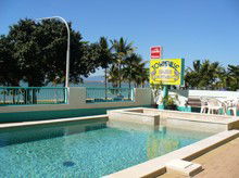Townsville Seaside Holiday Apartments - Accommodation Ballina 1
