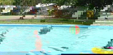 Glass House Mountains Holiday Village - Accommodation Ballina 1