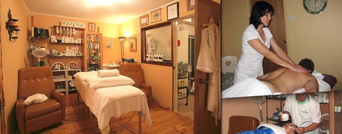 Chalet Swisse Spa Retreat - Accommodation Ballina 3