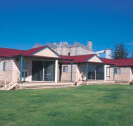 The Mac's Beachfront Villas - Accommodation Ballina