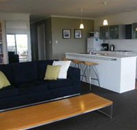 Coorong Waterfront Retreat