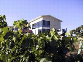 Mt Surmon Wines The Retreat - Accommodation Ballina 0
