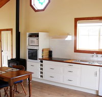 The Old Oak Bed and Breakfast - The Shearing Quarters - Accommodation Ballina