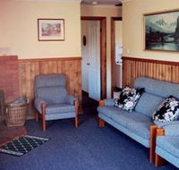 Lake Yalleena Holiday Cabins - Accommodation Ballina