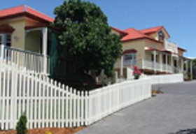Quayside Cottages - Accommodation Ballina 0