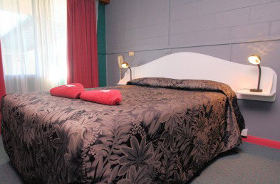 Queenstown Motor Lodge - Accommodation Ballina 2