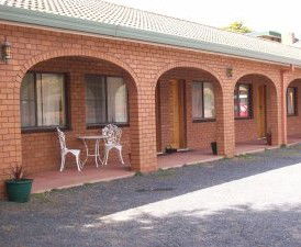 Cooma Country Club Motor Inn - Accommodation Ballina 0