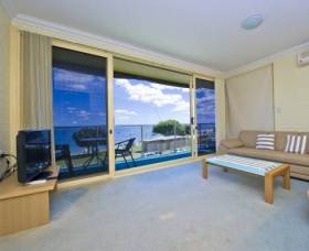 Little Hut - Accommodation Ballina 1