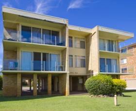 Little Hut - Accommodation Ballina 2