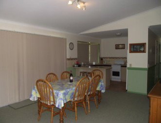 Hillcrest - Holiday Home - Accommodation Ballina 3
