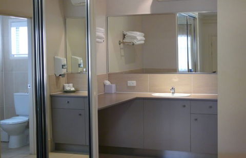 Country Comfort Toowoomba - Accommodation Ballina 3