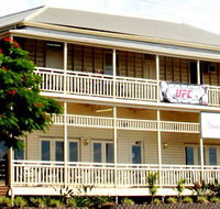 Gracemere Hotel