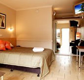 Discovery Cairns - Accommodation Ballina