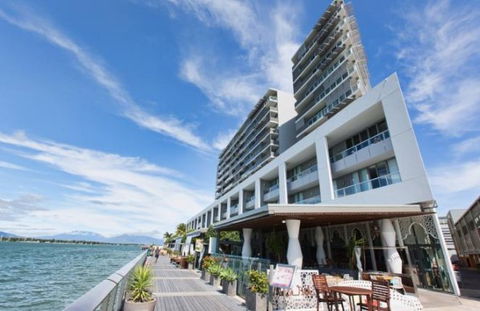 Cairns Harbour Lights Hotel - Accommodation Ballina 5