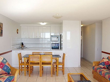 Trafalgar Towers - Accommodation Ballina 3