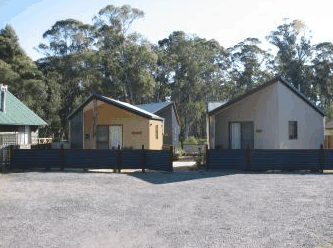 Derwent Bridge Chalets - Accommodation Ballina 1