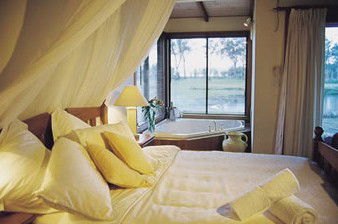Lake Weyba Cottages - Accommodation Ballina 0