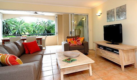 Cayman Villas Port Douglas - Accommodation Ballina 1