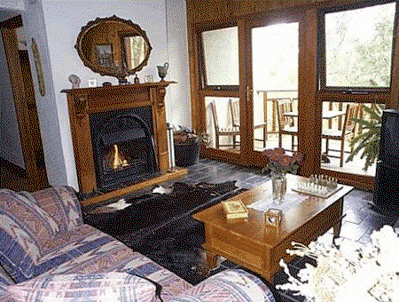 Studio Cottages Romantic Hideaway - Accommodation Ballina 3