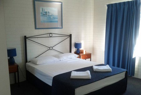 Broadbeach Central Holiday Units - Accommodation Ballina 1