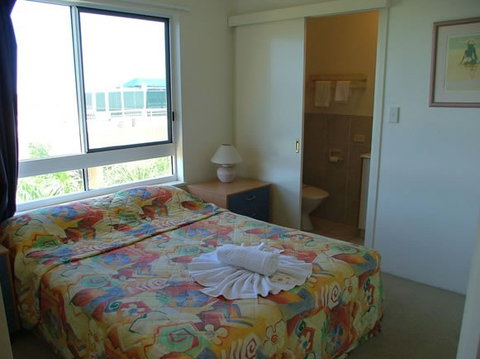Burlington Holiday Apartments - Accommodation Ballina 1