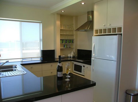 Burlington Holiday Apartments - Accommodation Ballina 3