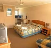 Montego Mermaid Beach Motel