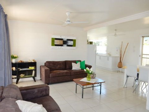 Lucinda Holiday Rentals  - Accommodation Ballina 3