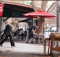 About Henry's - Accommodation Ballina