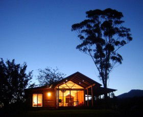 Promised Land Cottages - Accommodation Ballina 0