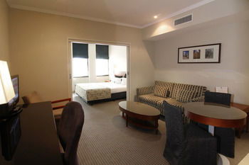 Quality Hotel Batman's Hill On Collins - Accommodation Ballina 10