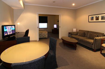 Quality Hotel Batman's Hill On Collins - Accommodation Ballina 12