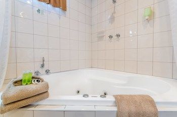 Best Western Melbourne's Princes Park Motor Inn - Accommodation Ballina 33