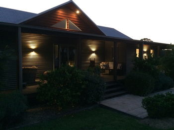 Lilies Luxury Retreats - Accommodation Ballina 26