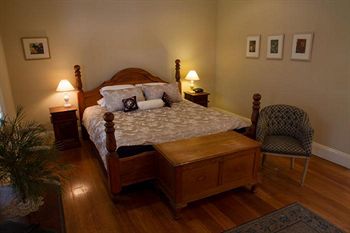 Tizzana Winery Bed & Breakfast - Accommodation Ballina 2