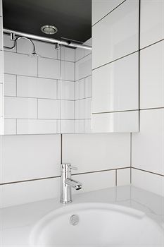 Ibis Melbourne Swanston Street - Accommodation Ballina 2