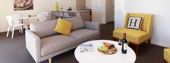 H Boutique Hotel - Accommodation Ballina 18