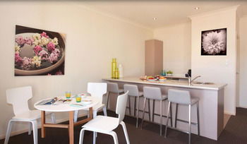 H Boutique Hotel - Accommodation Ballina 23