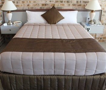 Airport Motel Sir Francis Drake - Accommodation Ballina 11