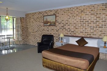 Airport Motel Sir Francis Drake - Accommodation Ballina 22