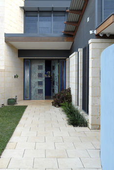 By The Beach B&B And Apartments - Accommodation Ballina 4
