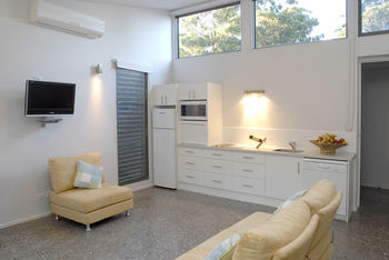 By The Beach B&B And Apartments - Accommodation Ballina 10