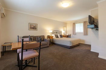 Yarra Gables Motel - Accommodation Ballina 36