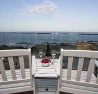 Ocean Front at The Entrance - Accommodation Ballina
