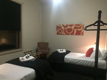 The Criterion Pub And Kitchen Carrington - Accommodation Ballina 5