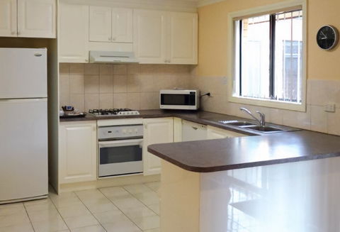 BEST WESTERN Fawkner Airport Motor Inn And Serviced Apartments - Accommodation Ballina 4